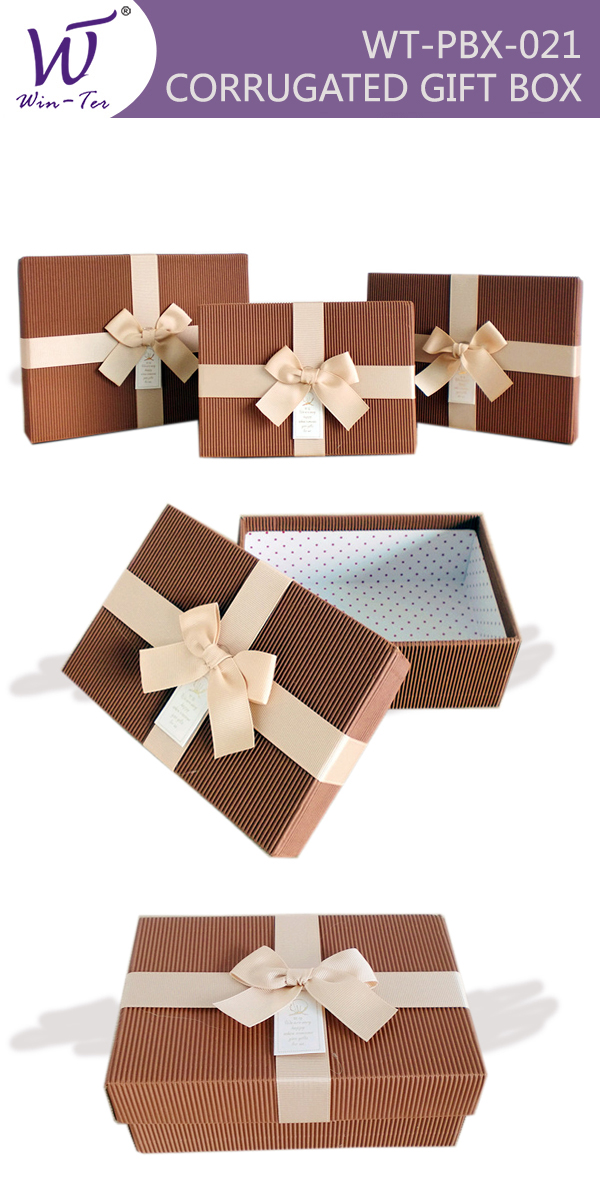 folding gift box with ribbon