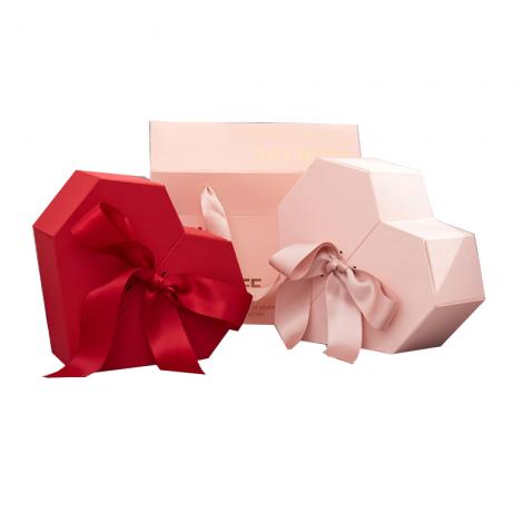 heart shaped gift box packaging